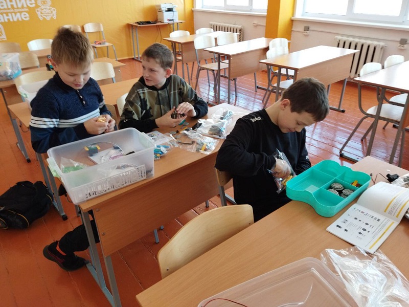 Собираем роботов