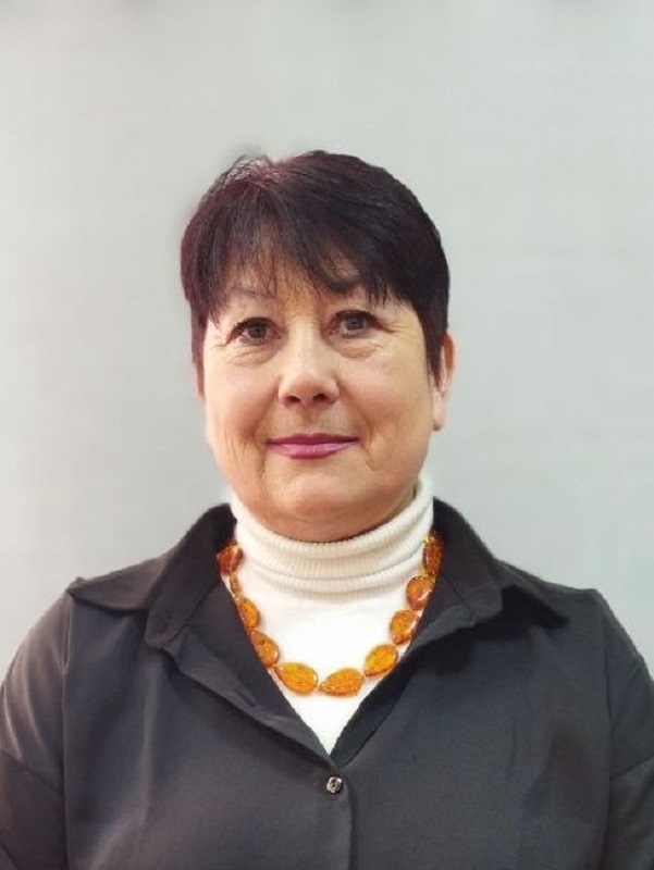 Лисина Елена Петровна.